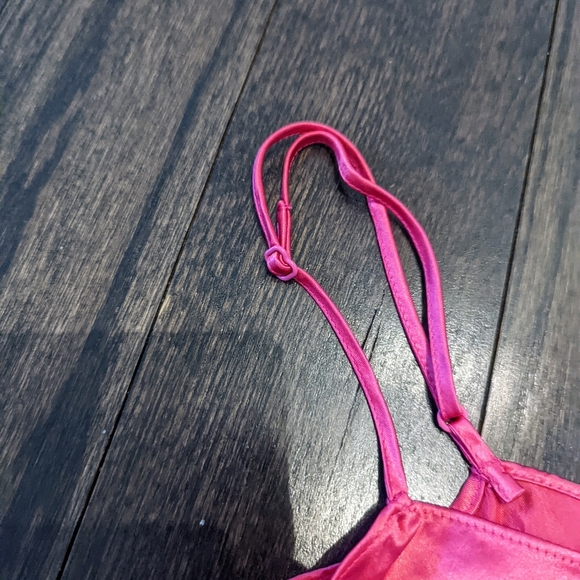 Babaton Benji Tank - Picture 4 of 6